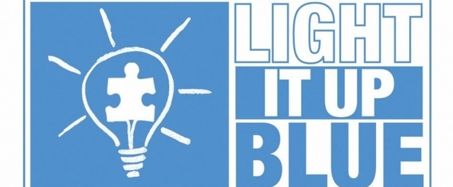 1-zawie-si-na-niebiesko-w-dniu-wiatowego-dnia-wiedzy-na-temat-autyzmu-light_it_up_blue.jpg